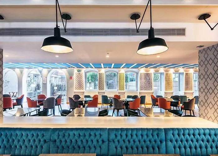 Catalonia מלון 4*