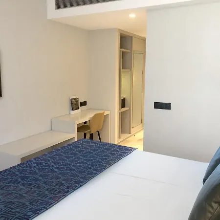 Catalonia 4* 포르투