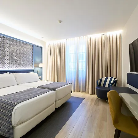 Catalonia Hotel