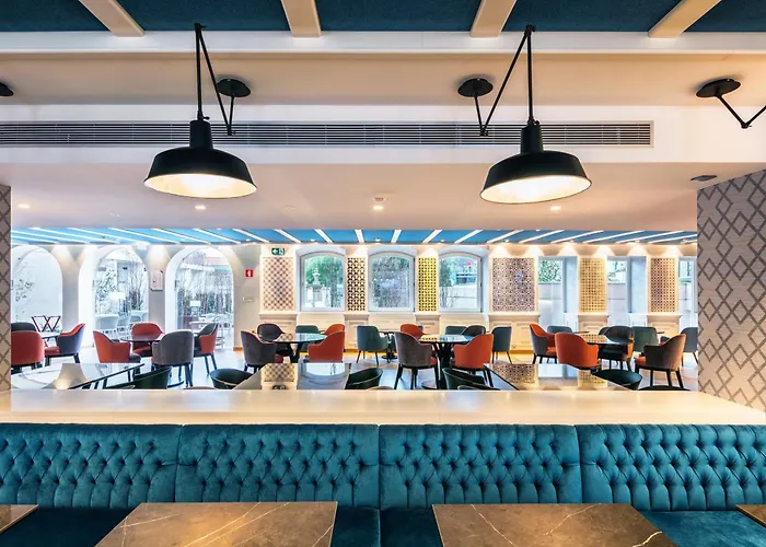 Catalonia Szálloda 4*