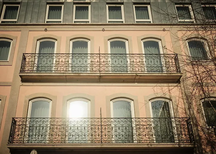 Catalonia Szálloda 4*